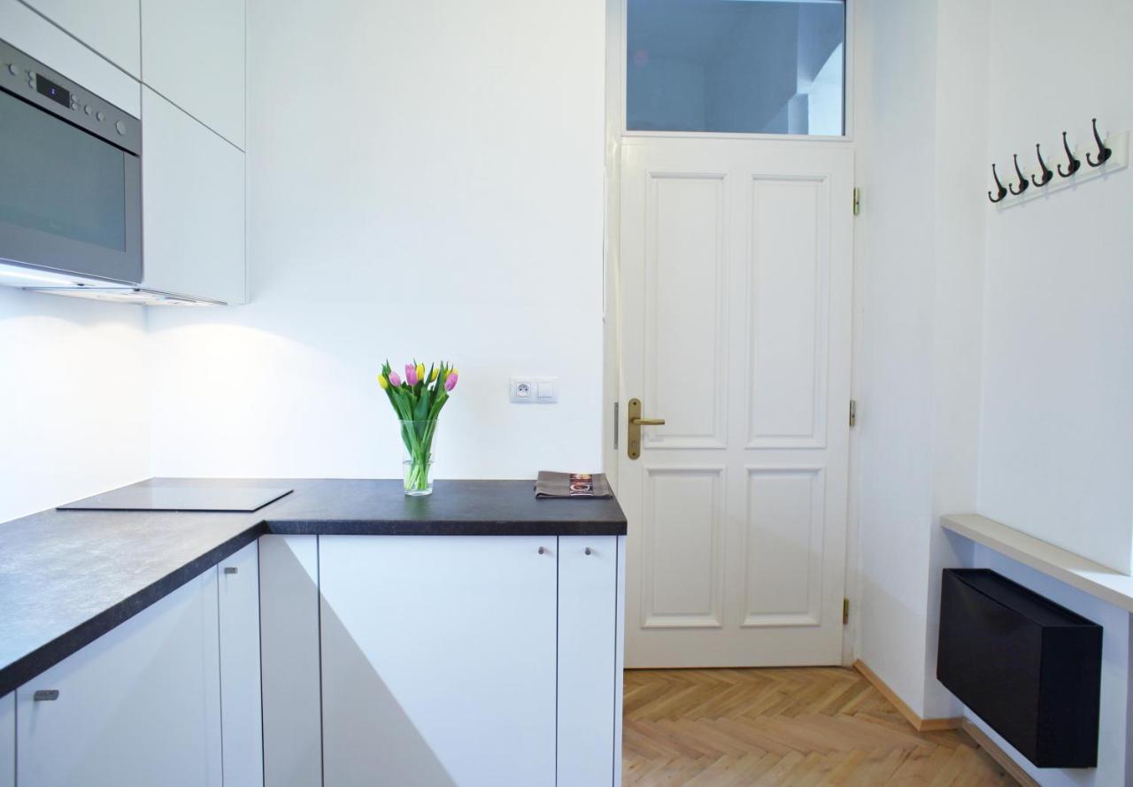 Apartment Lovely Lila Prag